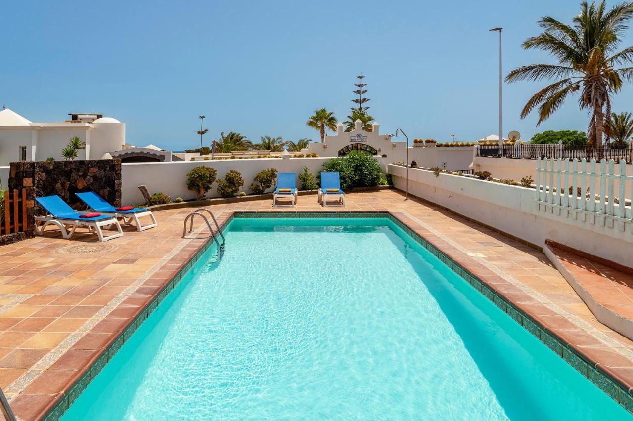 Villa Nikki By Villa Plus Пуерто-дель-Кармен Екстер'єр фото